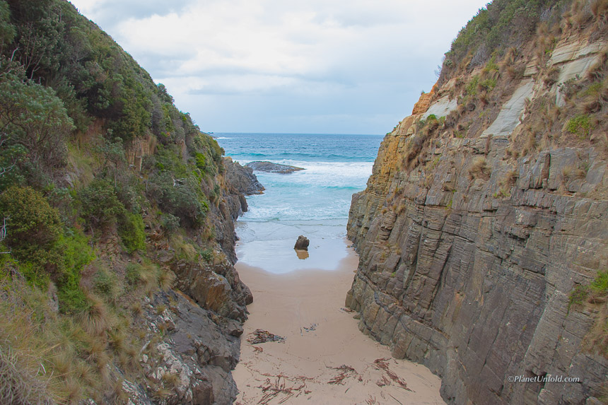 Maingon Bay