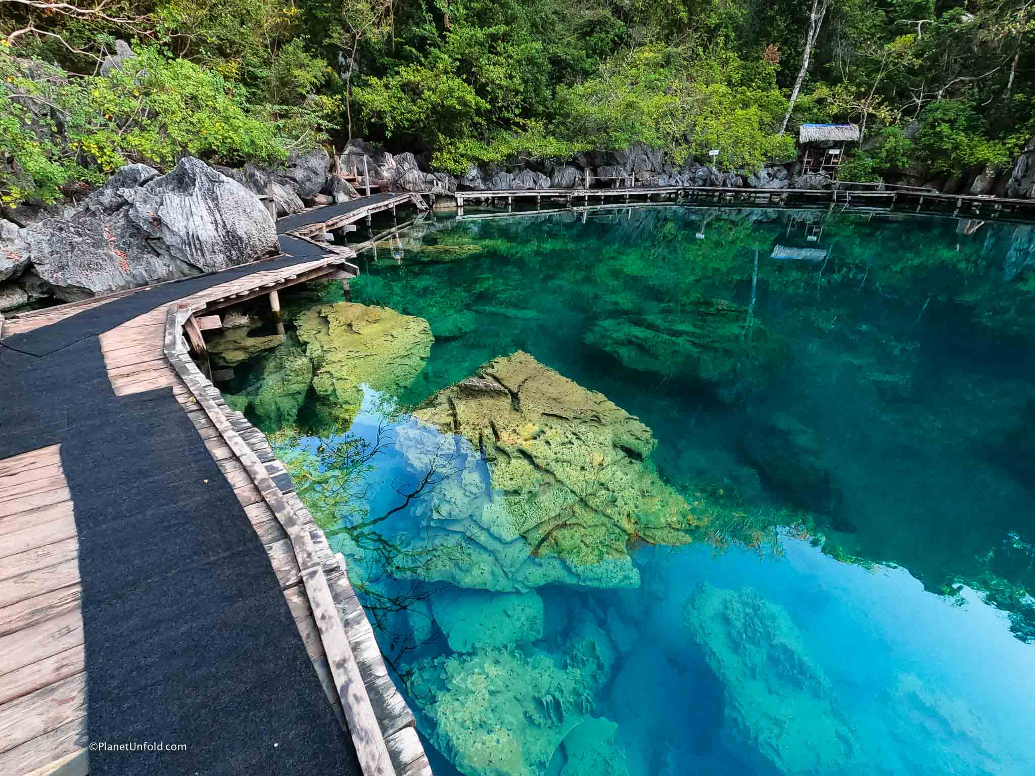 Kayangan Lake